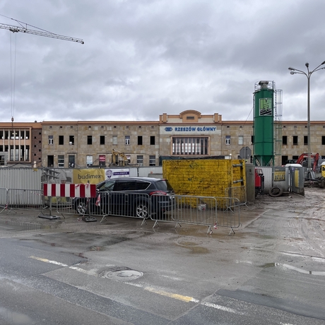 Budowa Rzeszowskiego Centrum Komunikacyjnego [styczeń 2023] - fot 20